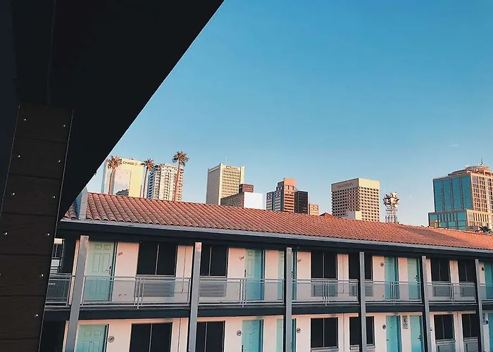 Downtown Motel 3*